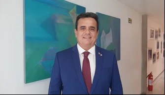 Deputado Henrique Pires.