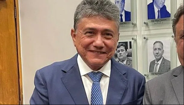 Sílvio Mendes anuncia Marcos Elvas como novo secretário de istração